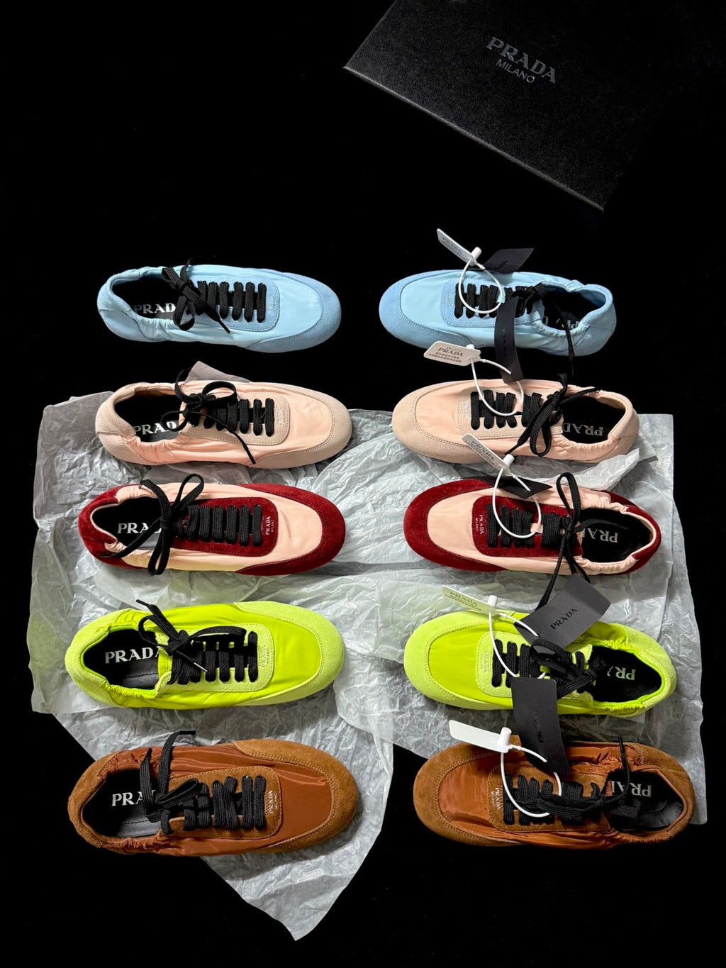 Prada Women's Solid-color Nylon Fabric And Suede Low-top Lace-up Training Shoes #77759