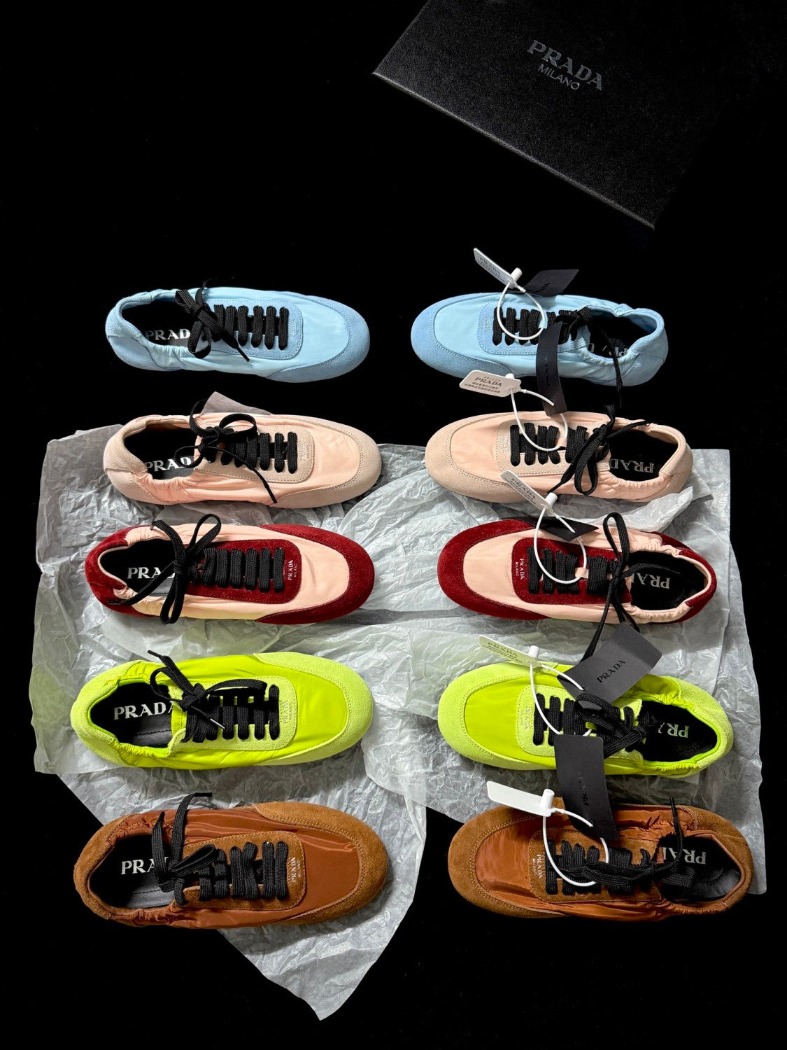 Prada Women's Solid-color Nylon Fabric And Suede Low-top Lace-up Training Shoes #77759