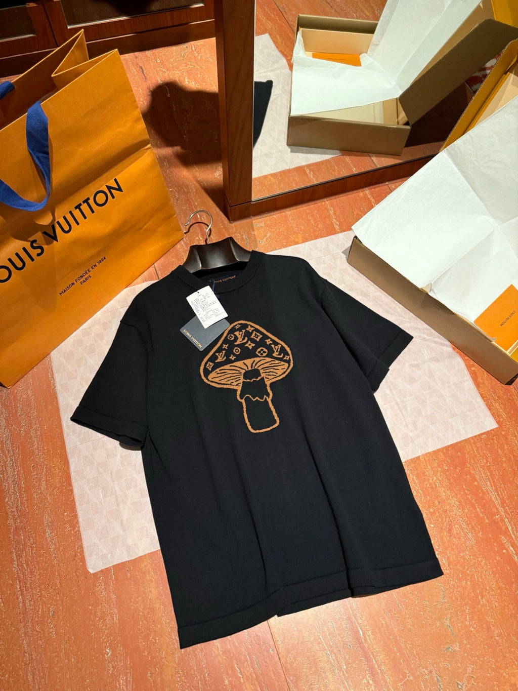 Louis Vuitton Short Sleeved Intarsia Crewneck #333732