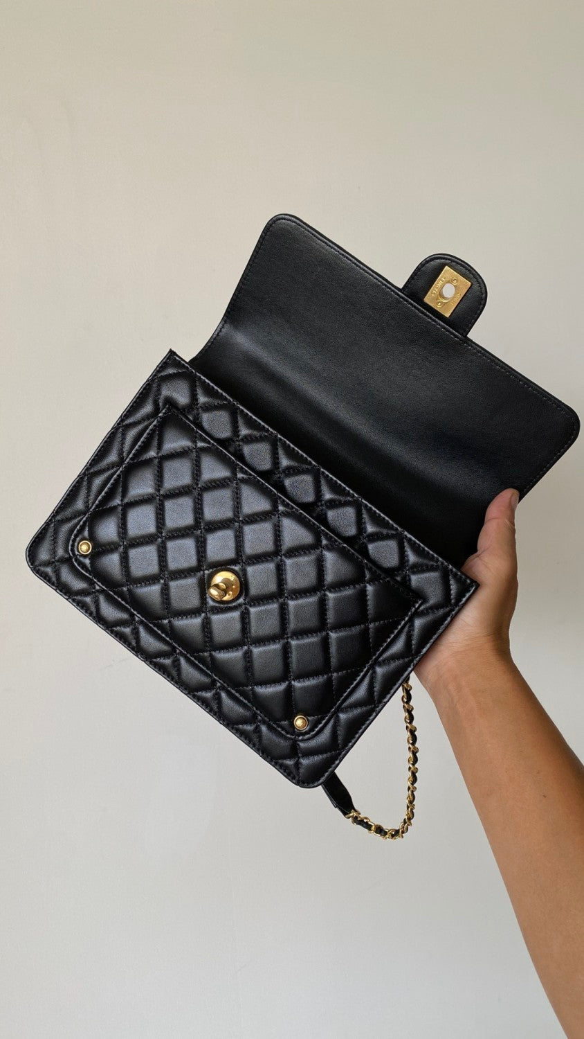 Chanel Chain WalletIn Polished Lambskin And Gold Tone Metal Retro College Style Backpack #332641