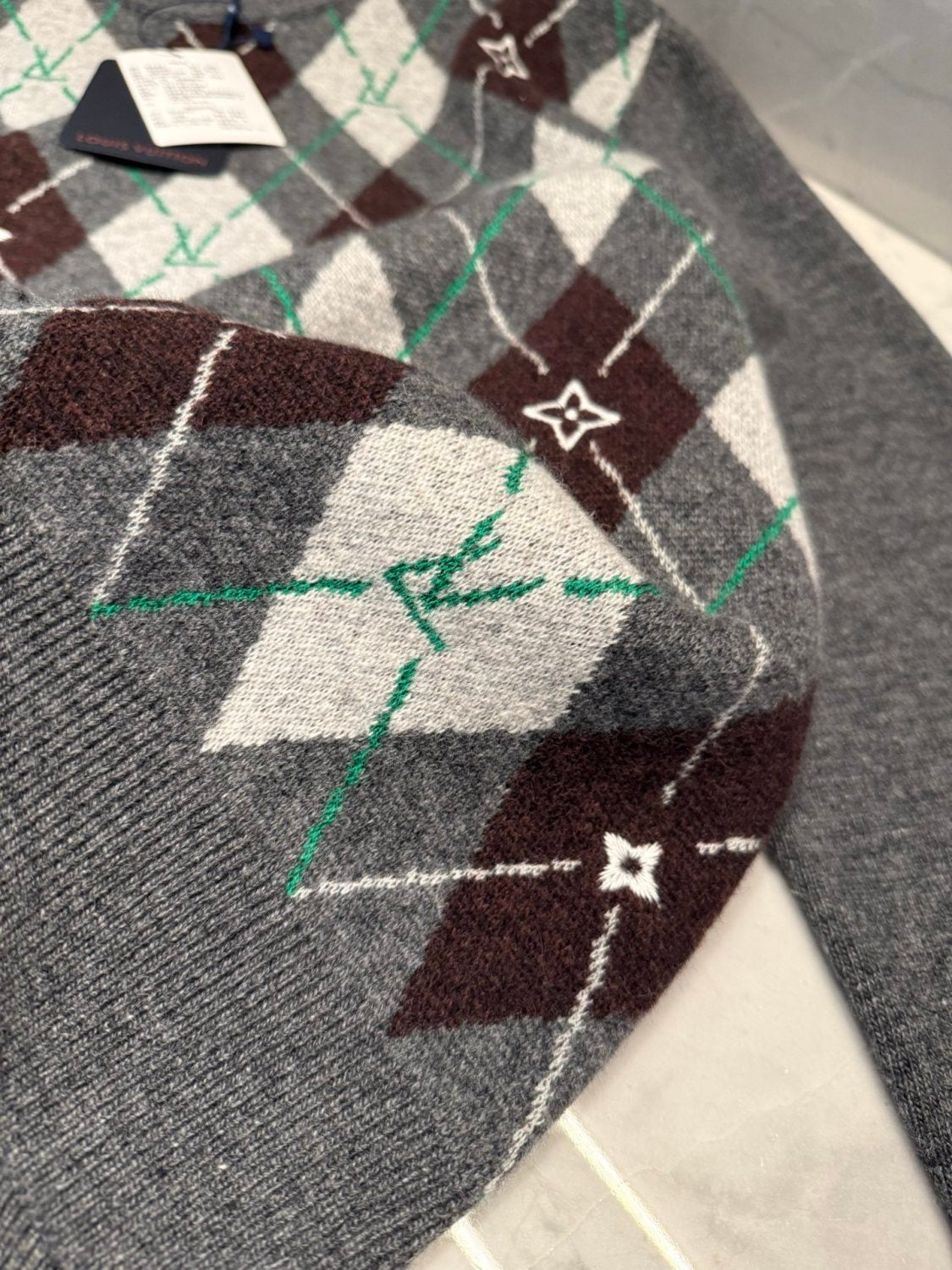 Louis Vuitton Men's Argyle Crew Neck Sweater Spring/Fall Checkered Embroidered Wool Solid Color Long Sleeve Sweater #81564