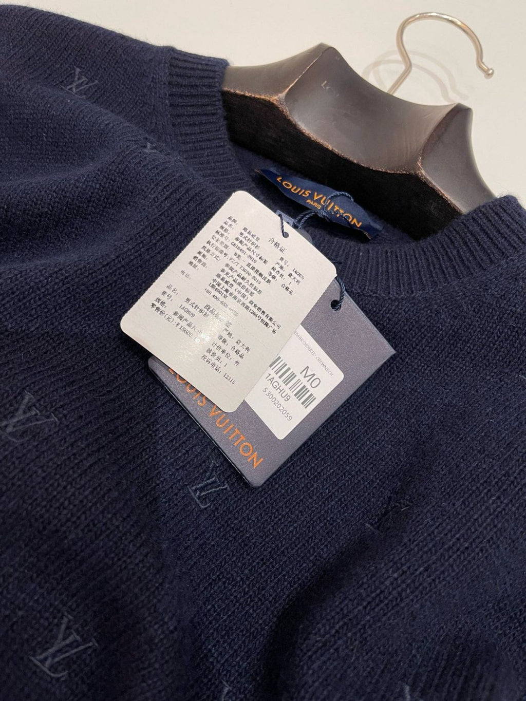 Louis Vuitton Men's Spring and Autumn Solid Color Embroidery Logo Printed Crew Neck Knit Wool Sweater #73953