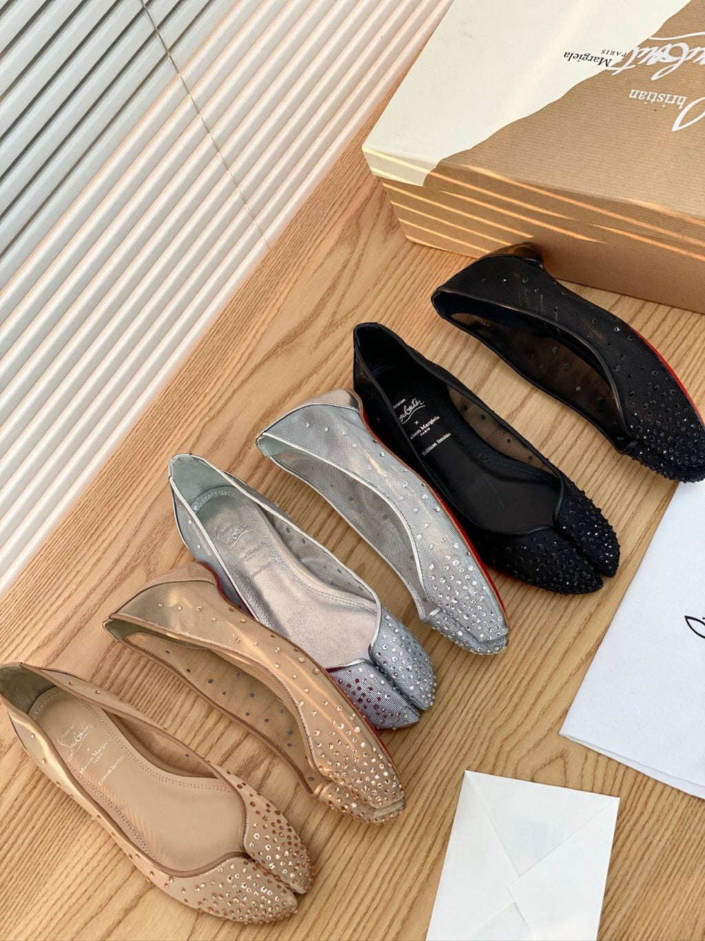 Christian Louboutin X Maison Margiela Women's Spring And Summer New Mesh Temperament Rhinestone Split Toe Flat Shoes Versatile Ballet Shallow Mouth Single Shoes Ngvp #1494