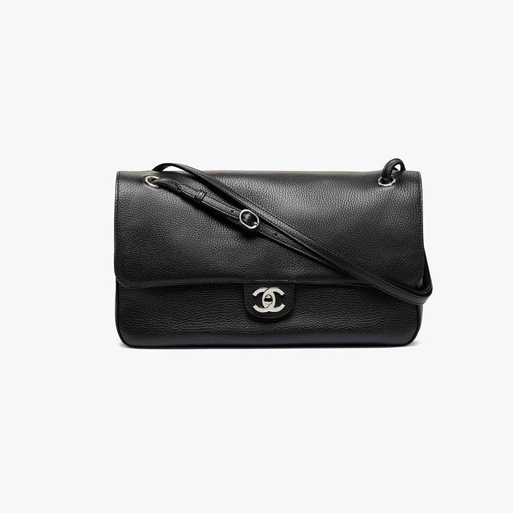 Chanel 26s Black And Silver Grained Calfskin Cf Maxi Flap Crossbody Bag Stylish Sophisticated And Elegant Available In Multiple Colours Lady Bags AS6231 #84387A