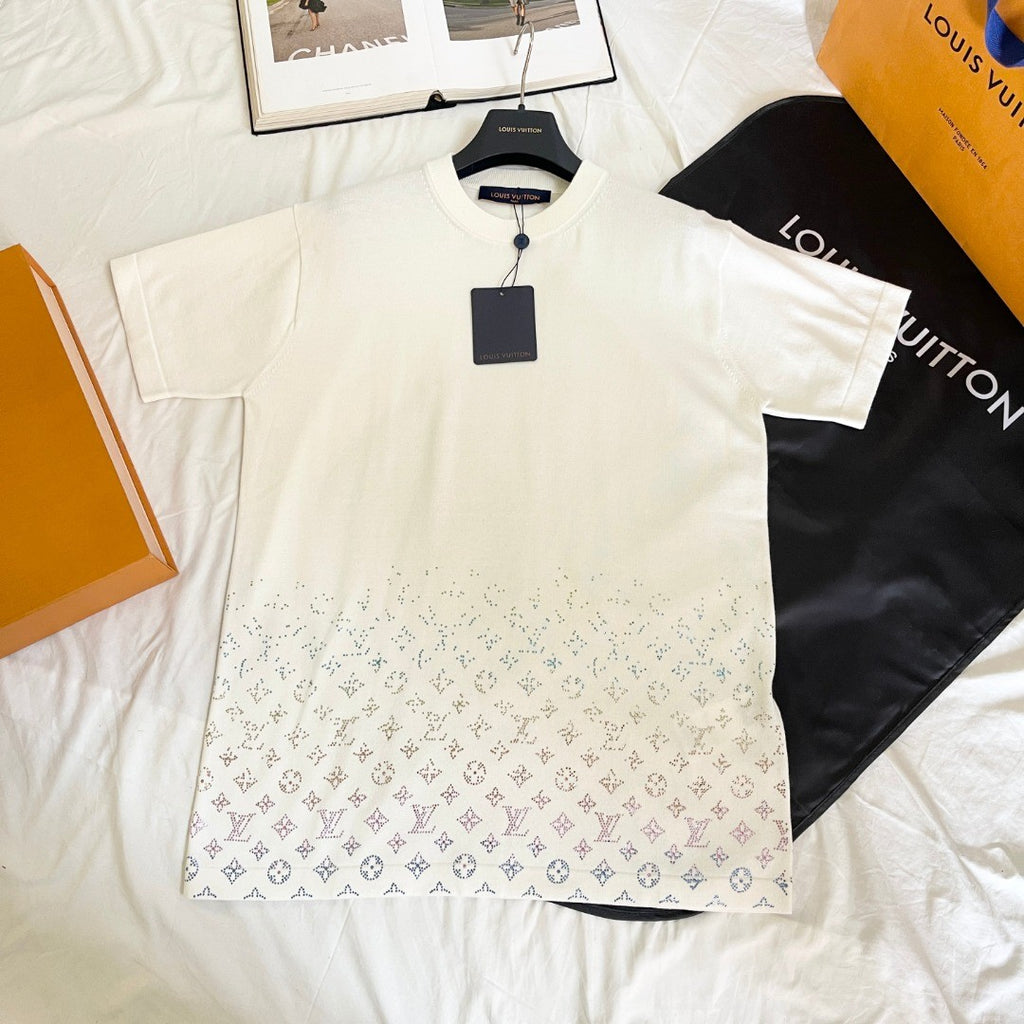 Louis Vuitton Men's Summer Colorful Diamond Letters Gradient Pattern Solid Color Round Neck Short Sleeve T-shirt #76173