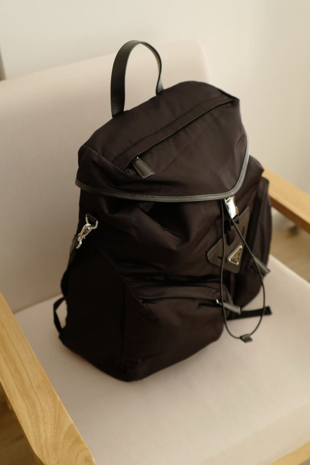 Prada Men's And Women's Large-capacity Backpack With Black Triangle Logo Stylish Travel And Hiking Backpack With A Sophisticated Casual Look Bags Bag #195657