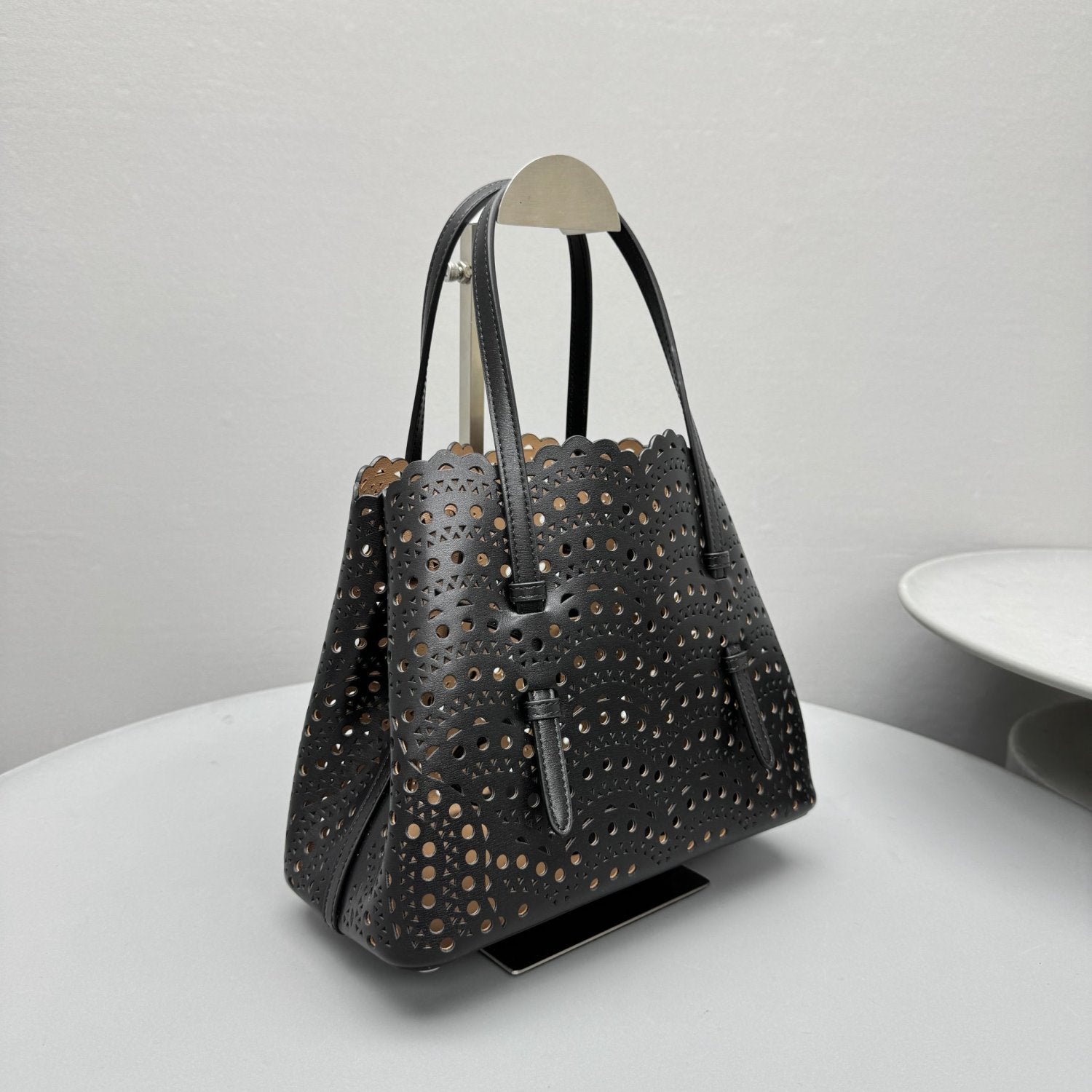 Alaïa Mina 25 Bag in Vienne Wave Calfskin #336432