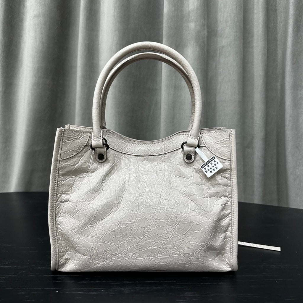 Balenciaga Le City Vertical Tote Bag Motorcycle Bag Cracked Old Retro Rivet Tassel Zipper Commuting Casual Bag #332658