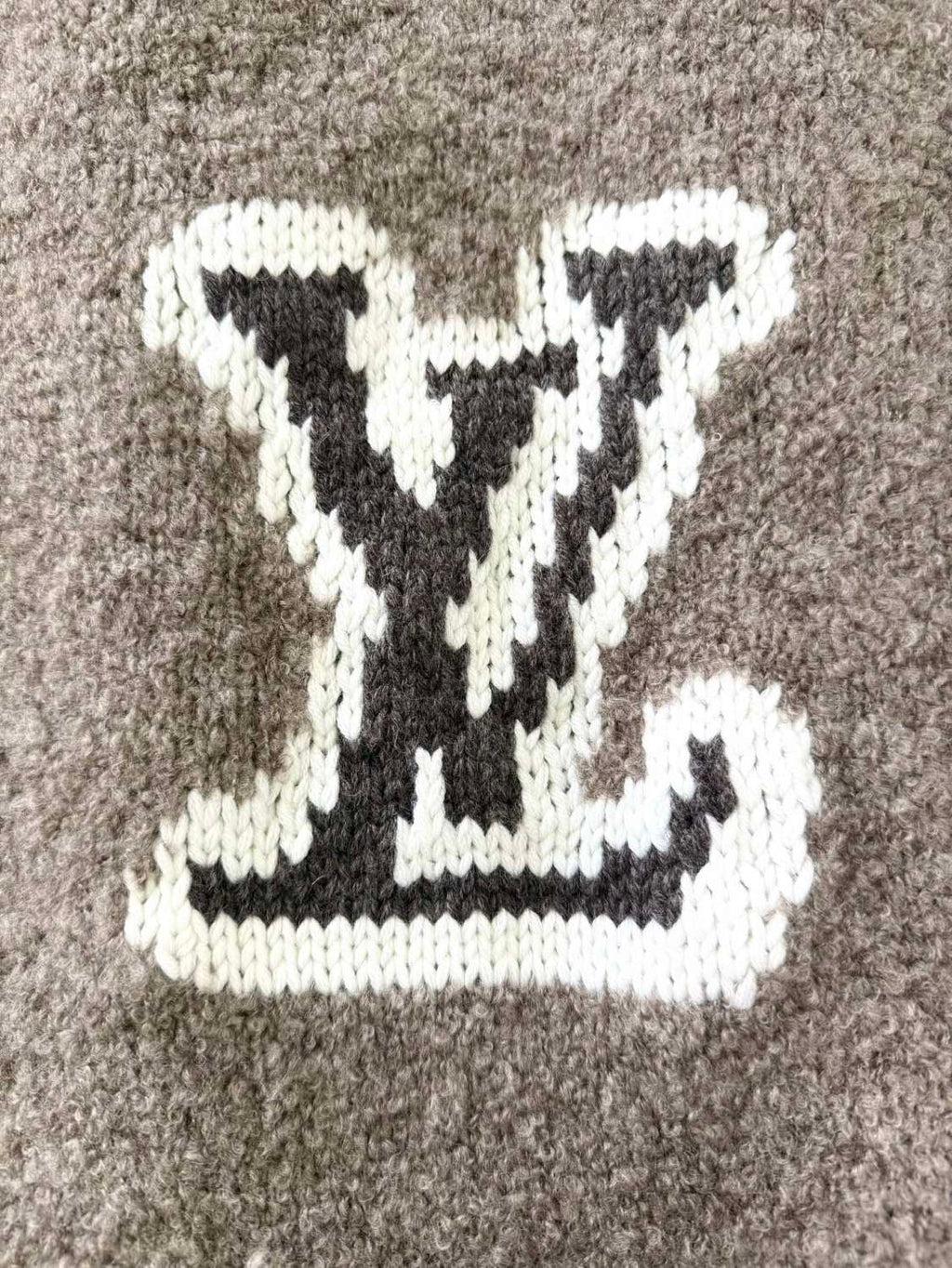 Louis Vuitton Men's Spring and Autumn Solid Color Letter Printed Crew Neck Wool Knit Long Sleeve Sweater #74694