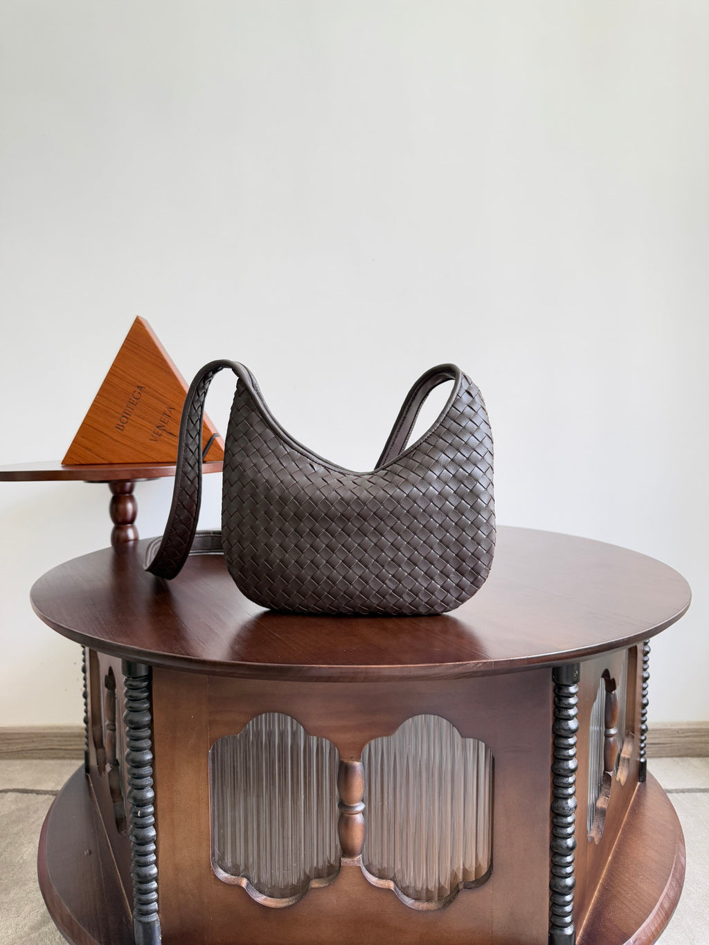 Bottega Veneta  Small Veneto Men's And Women's Fashionable Simple  Classic Checkered Weave Solid Color Leather Crossbody Bag And Handbag Bags 836918V5RI12816 #78345