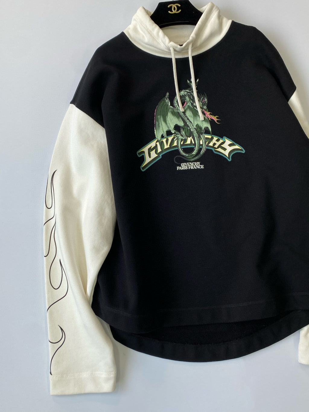 Givenchy Men's Autumn and Winter Black and White Splicing Dragon Print Long Sleeved Hooded Sweatshirt Pullover #98126