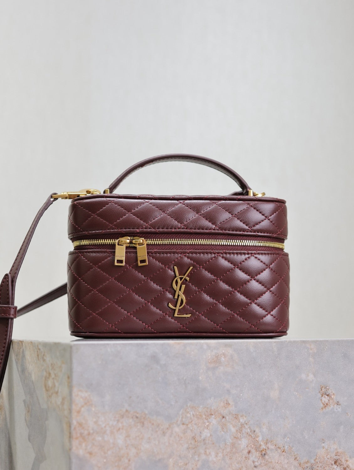 SAINT LAURENT GABY VANITY BAG Ladies Solid Color Detachable Adjustable Shoulder Strap Lambskin Shoulder Handbag Cosmetic Bag #76574