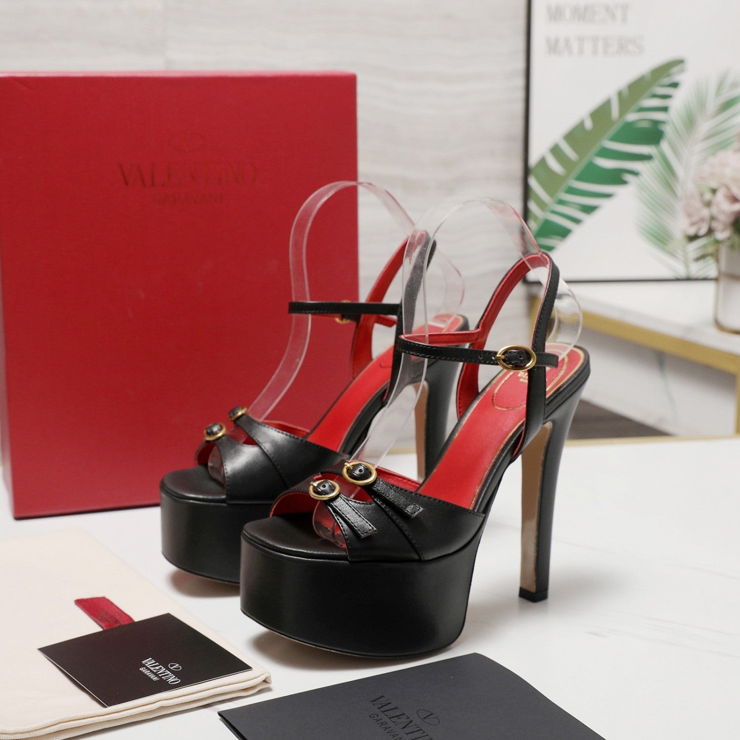 Valentino Round Toe Patent Leather High Heel Sandals 15.5CM #379994