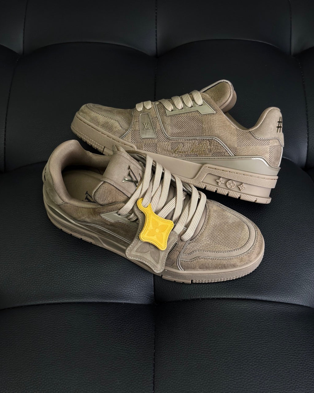 Louis Vuitton LV Trainer Men's Four Seasons Solid Color Cowhide Low-top Lace-up Flat Casual Shoes #76661