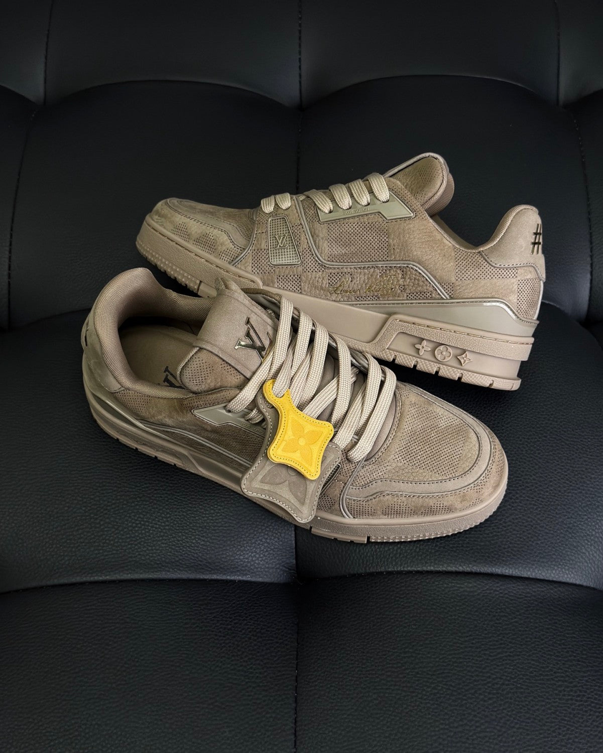 Louis Vuitton LV Trainer Men's Four Seasons Solid Color Cowhide Low-top Lace-up Flat Casual Shoes #76661