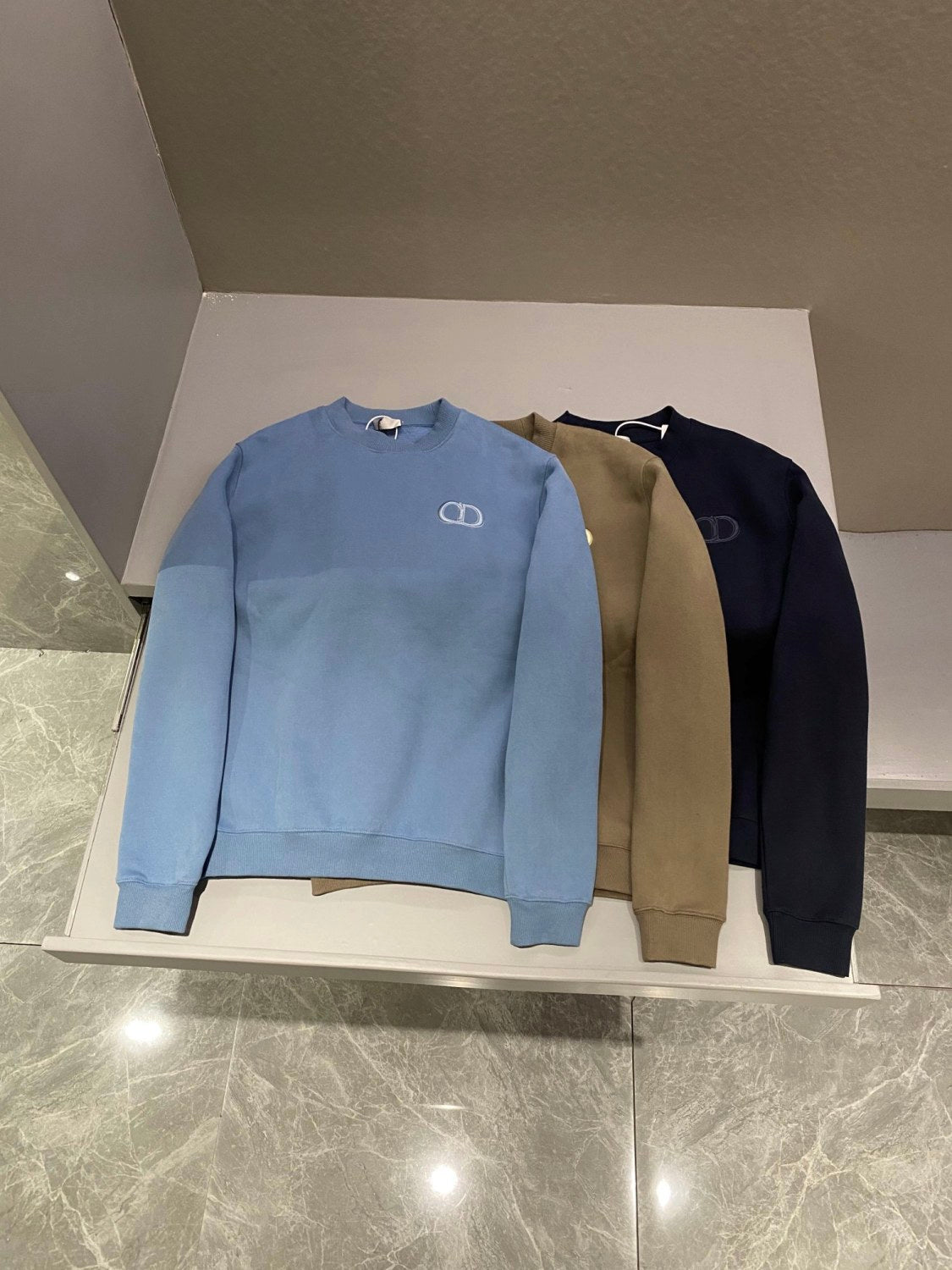 Dior Men's Spring and Autumn Solid Color Embroidery Letter Logo Round Neck Cotton Long Sleeve Sweatshirt Pullover #72911