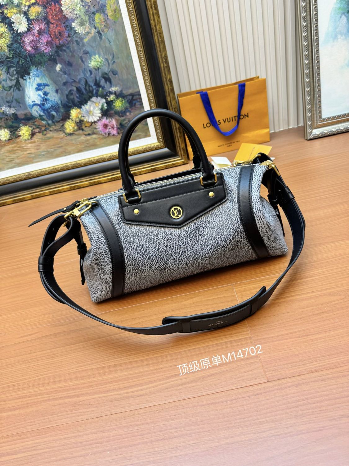 Louis Vuitton LV BIKER Women's Solid Color Metal Accessories Detachable Adjustable Shoulder Strap Sheep Leather Shoulder Handbag Bag Bags #76456