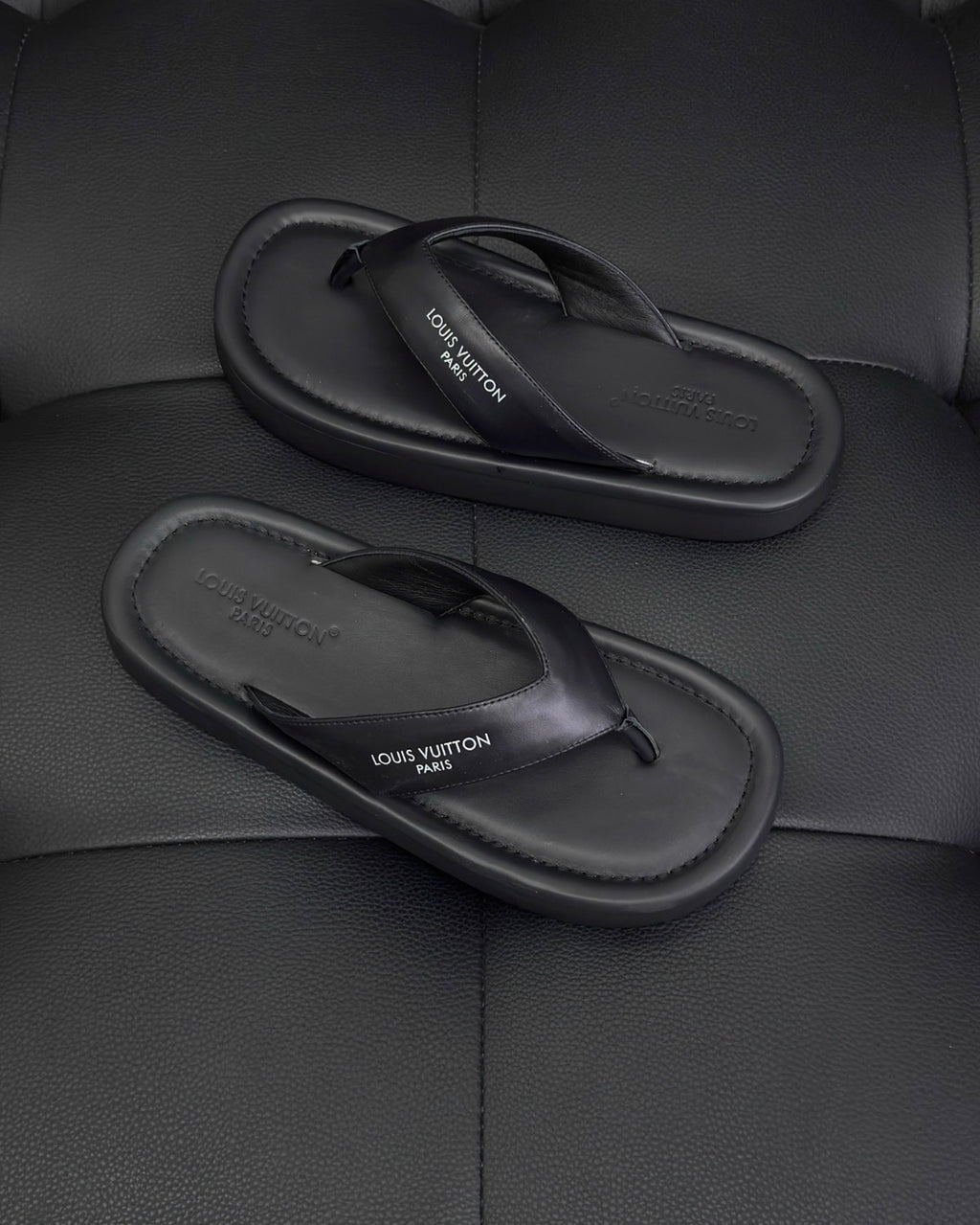 LOUIS VUITTONLV Flip Thong Shoes #387756