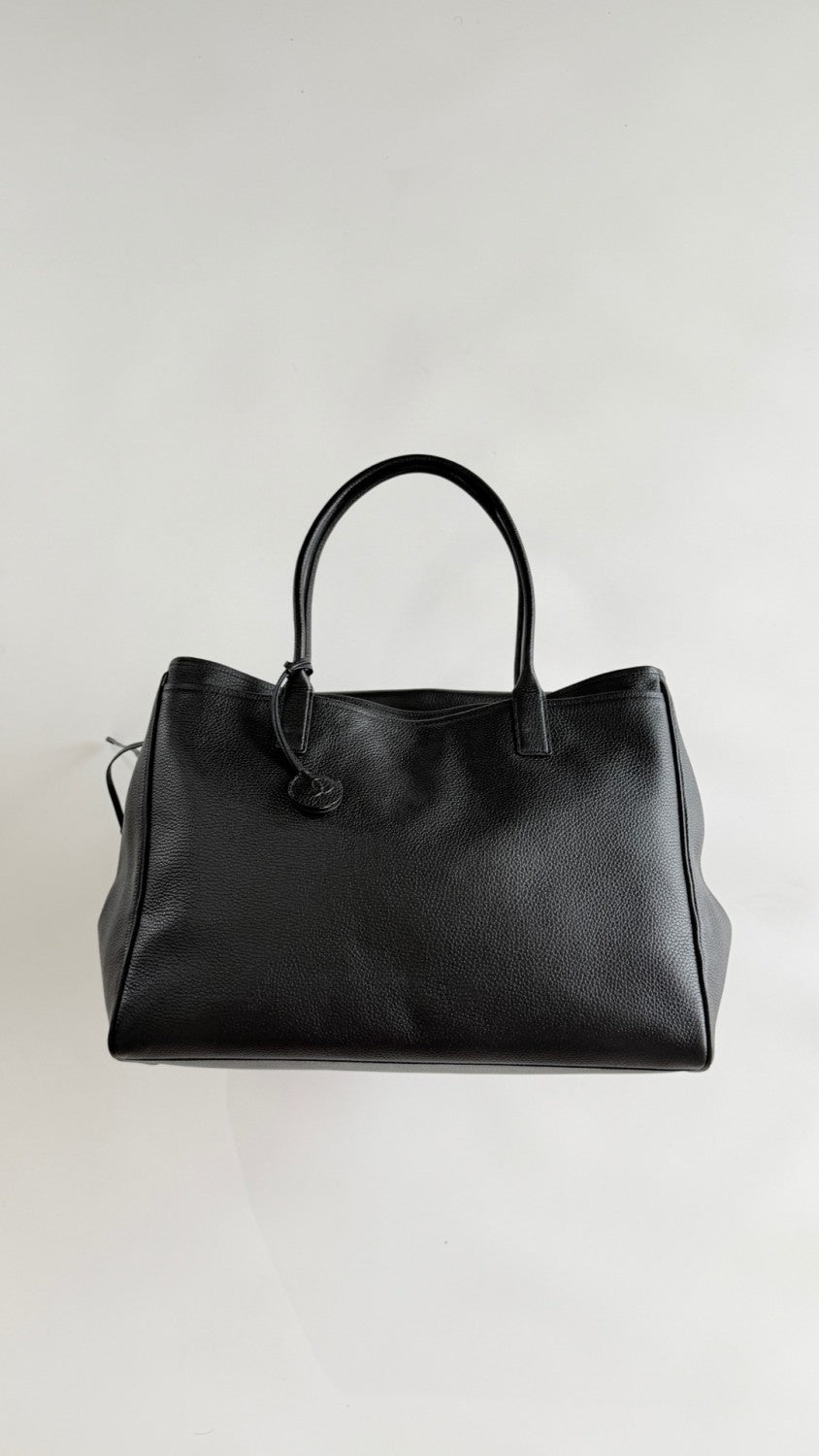 CHANEL Large Tote Grained Calfskin Gold-tone Metal Black #378547