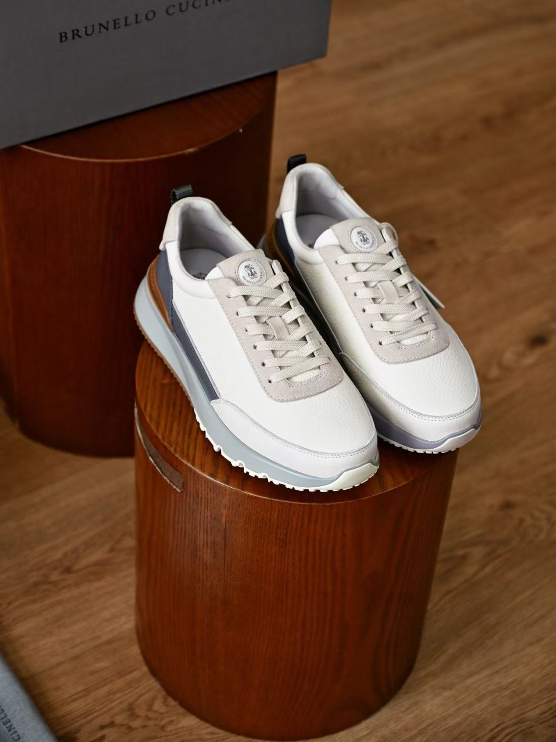 Brunello Cucinelli Men's Leather Sneakers #387382