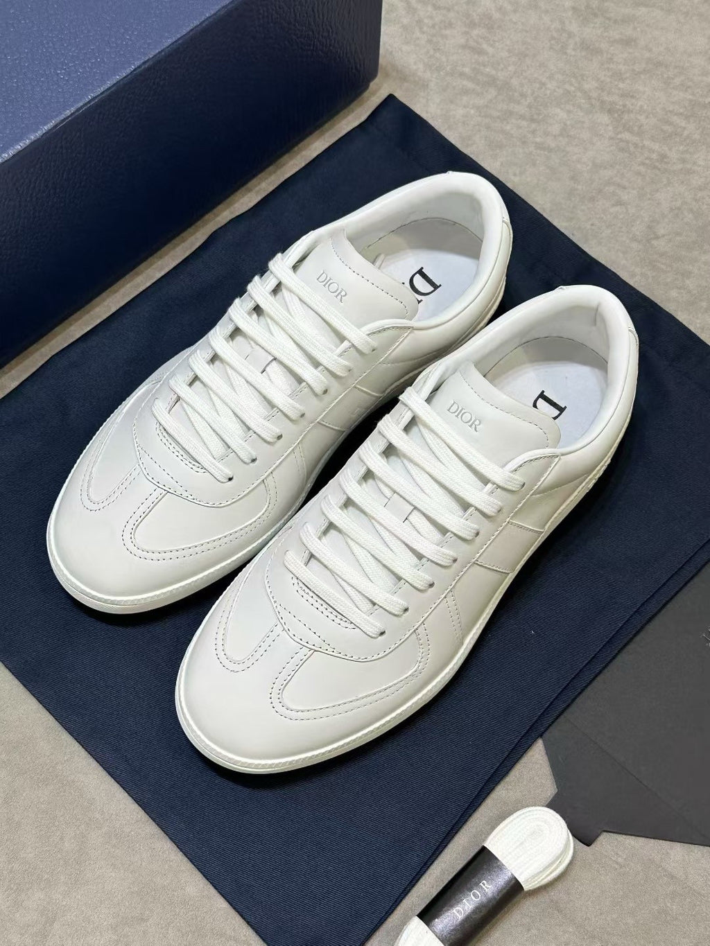 DIOR B01 Matchpoint Sneaker Black and White Smooth Calfskin with Gray Suede Calfskin #386986