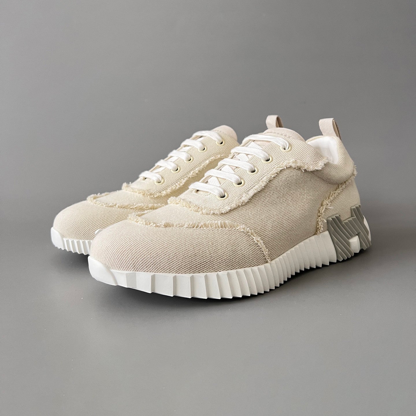 Hermes Bouncing Men's And Women's Spring/Summer Fashion Casual Round Toe Lace Up Low Top Canvas Casual Shoes #78411