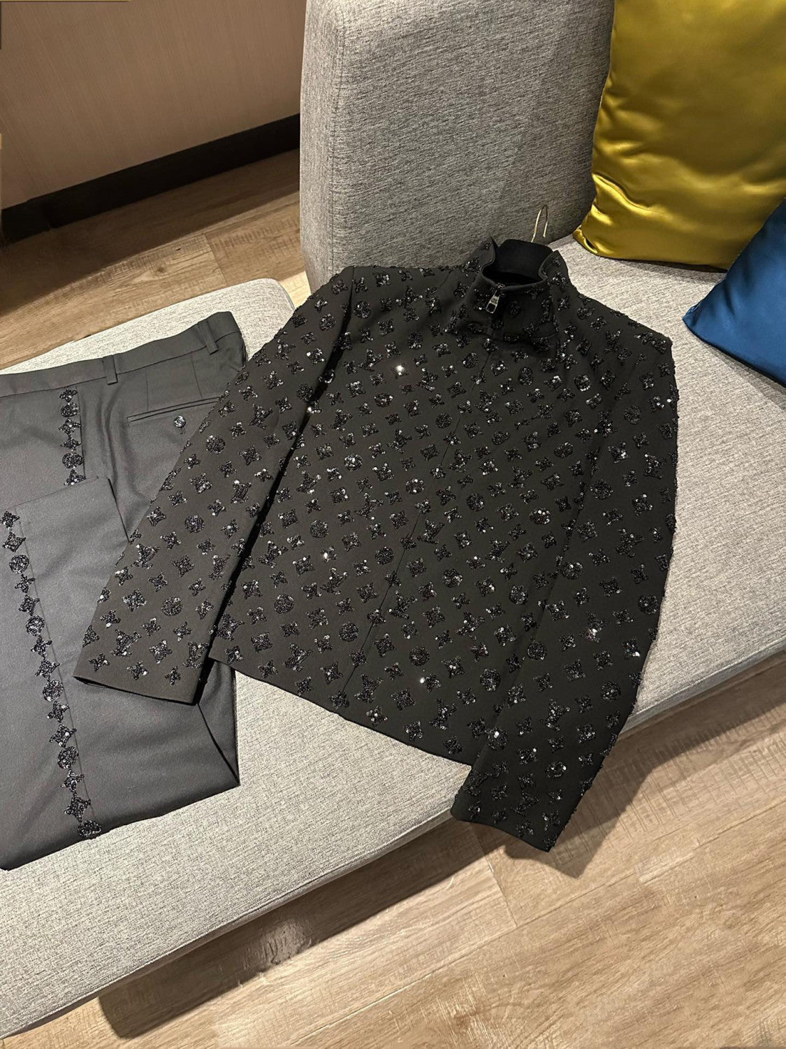 Louis Vuitton Bright Diamond Long Sleeved Coat And Pants Set #96375