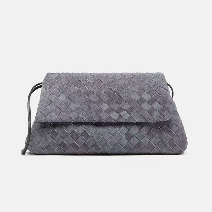 Bottega Veneta Dustbag Giorno Woven Suede Handbag With Drawstring And Clamshell Design Fashionable Elegant And Exquisite Clutch Bag Bags #195310