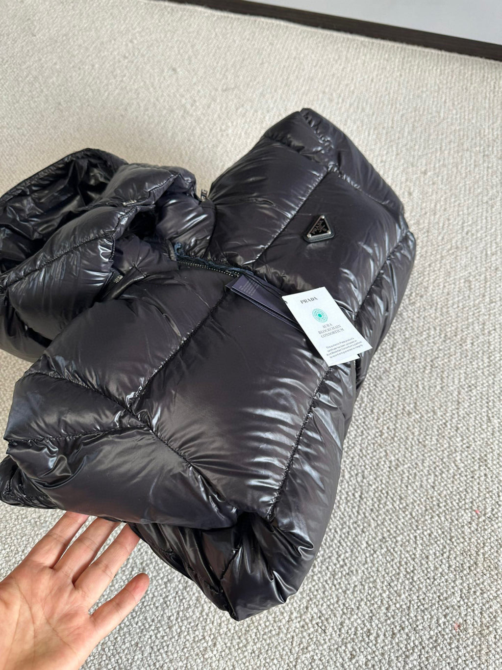 Prada Winter Black Oversize Genderless Hooded Zip Puffer Down Jacket #97147