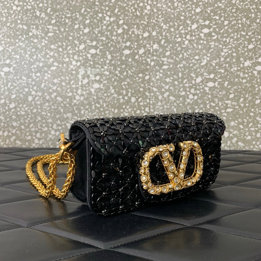 Valentino Imitation Crystal Decoration V Logo Signature Handbag #333601