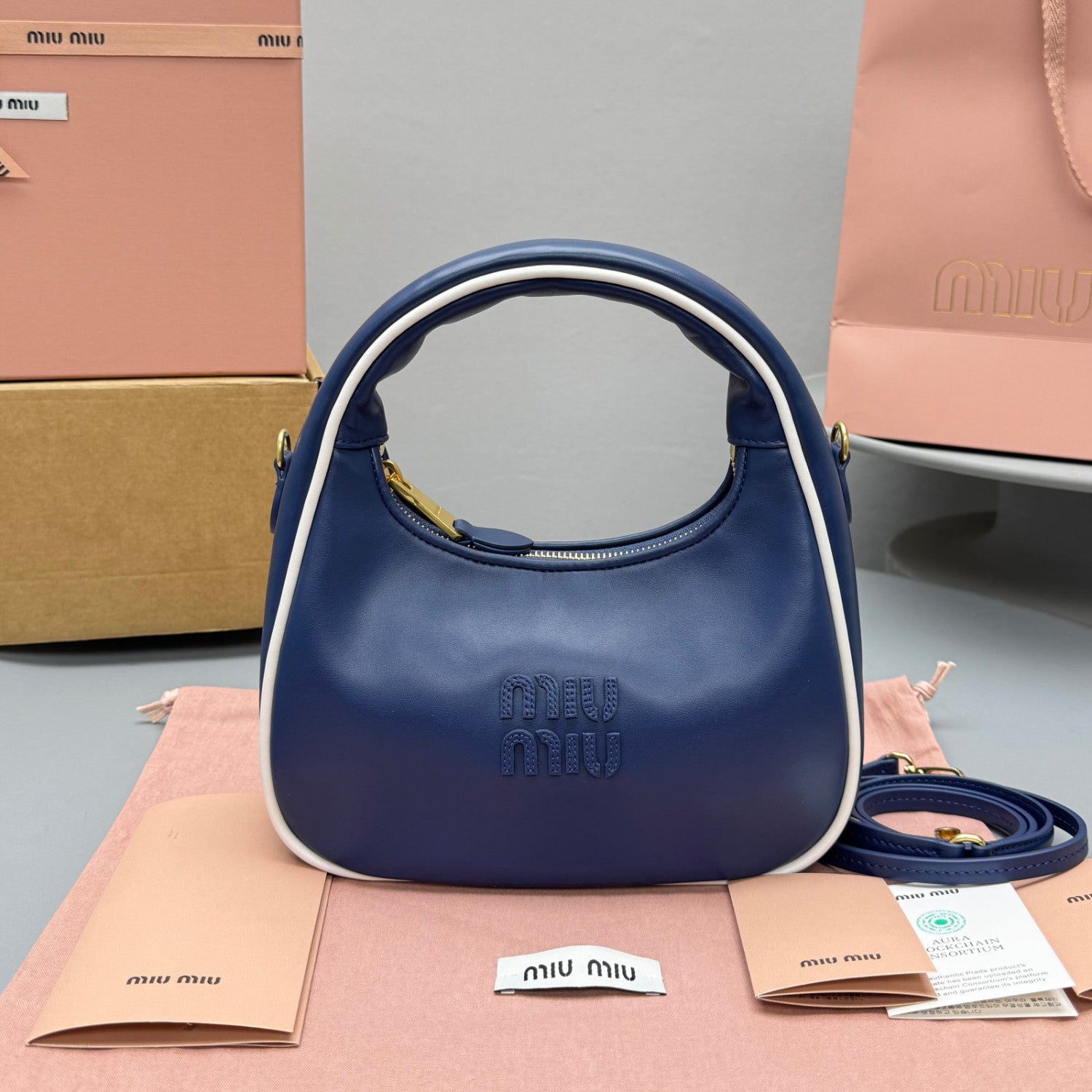 MiuMiu Wander Women's Zipper Closure Quilted Napa Leather Shoulder Crossbody Handbag Bag Bags #76557