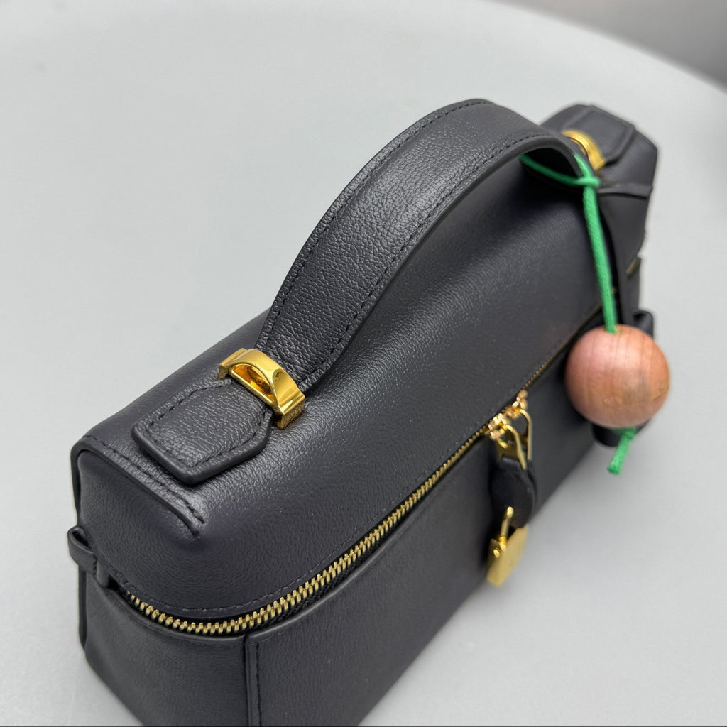 Loro Piana Extra Bag L23 Calfskin #333975