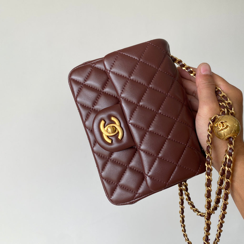 Chanel Women's Adjustable Shoulder Strap Diamond Pattern Gold Buckle Chain Gold Ball Solid Color Leather Crossbody Shoulder Bag Bags #76352