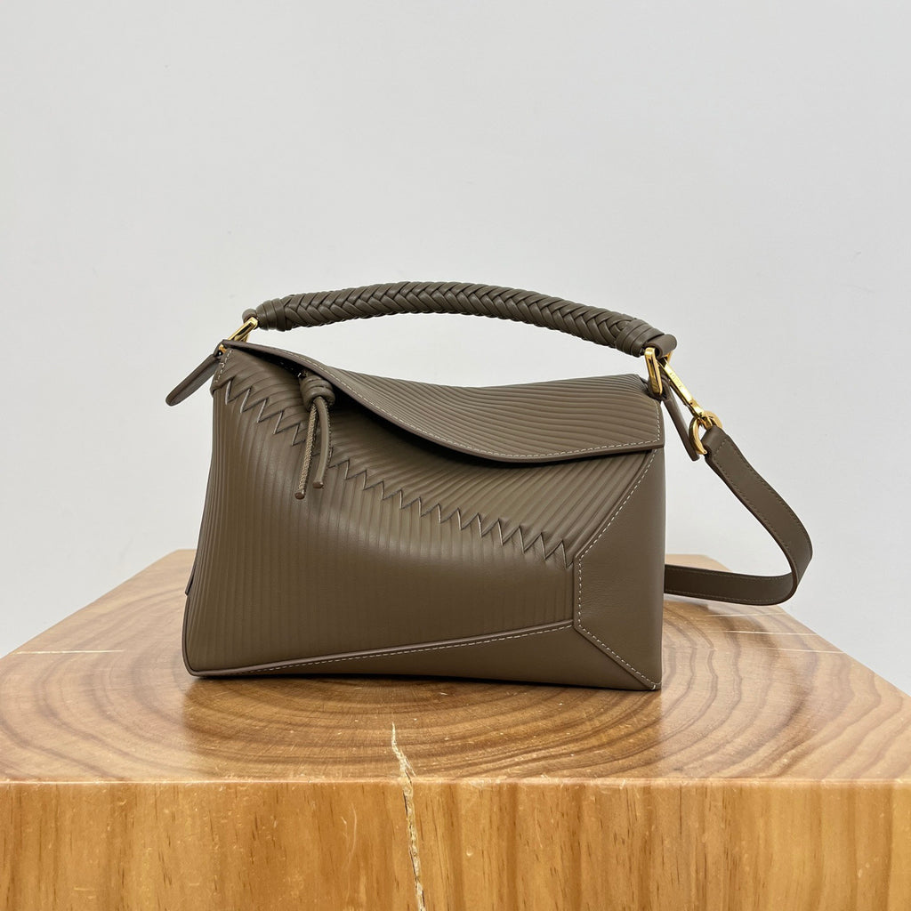 Loewe Puzzle Women's Fashion Classic Solid Color Leather Handle Embossed Tote Bag Shoulder Bag Crossbody Bag Bags A510S21XAE-1100 #78919