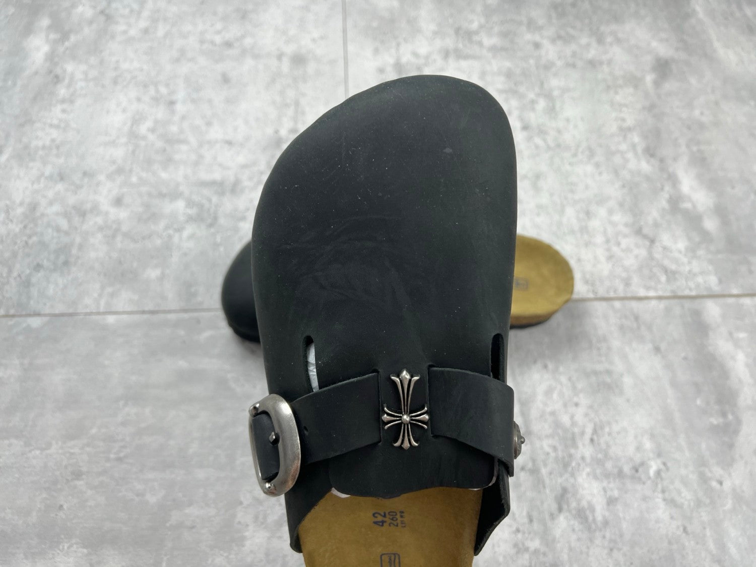 Chrome Hearts x Birkenstock Men's And Women's Spring Summer Round Toe Buckle Slippers Vacation Fashion Trend Cross Logo Sandals Shoes #77682