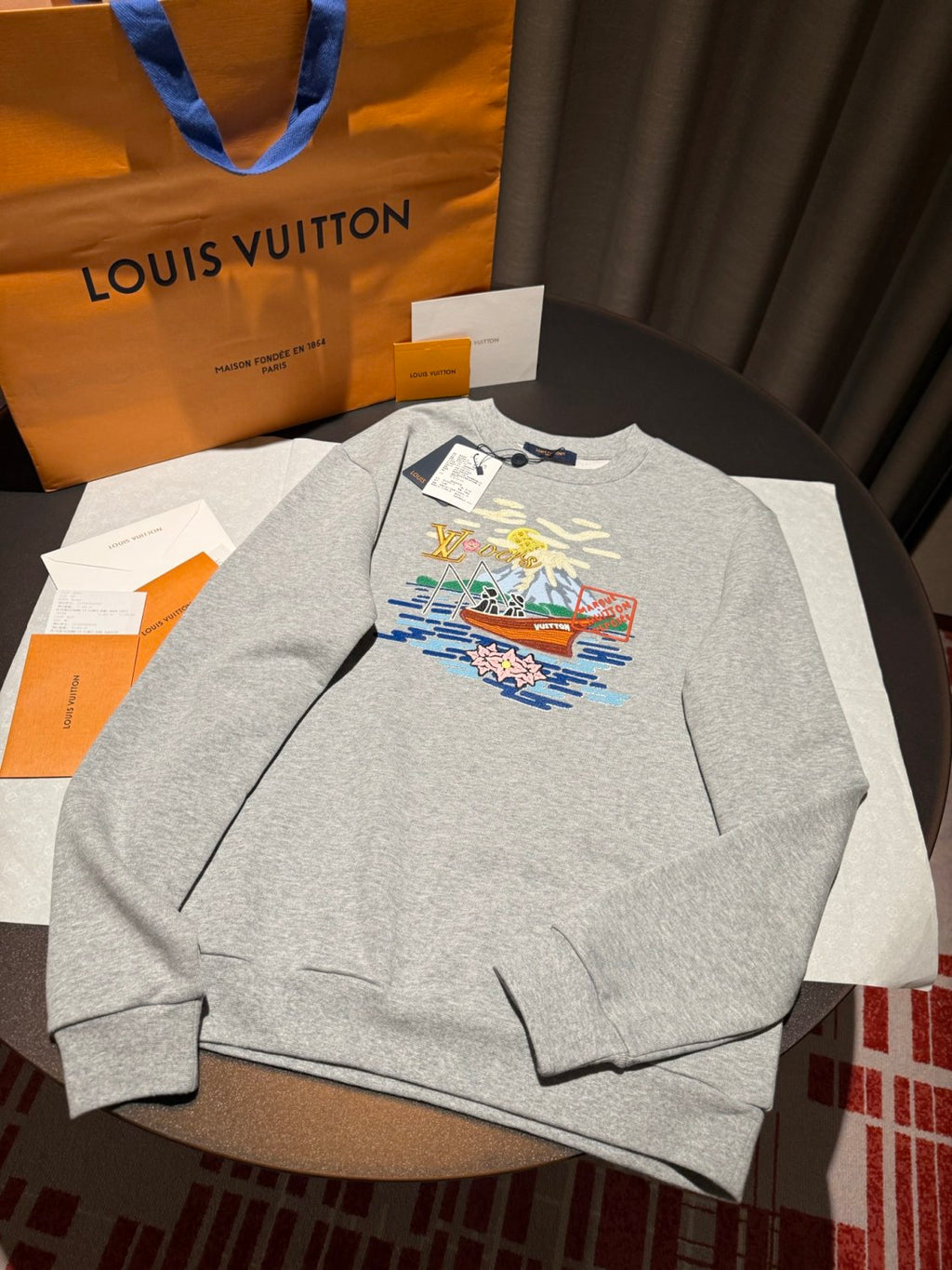Louis Vuitton Men's Spring/Fall Solid Color Fashion Casual Embroidered Print Round Neck Long Sleeve Sweatshirt #78212