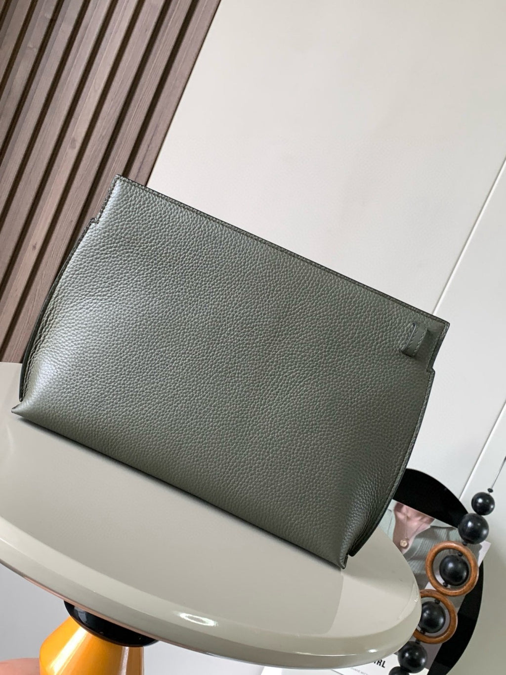 Loewe Grain Leather T Pouch Fashion Embossed Clutch Men's Understated Fashion Trendy Zipper Clutch Bags Bag #194730