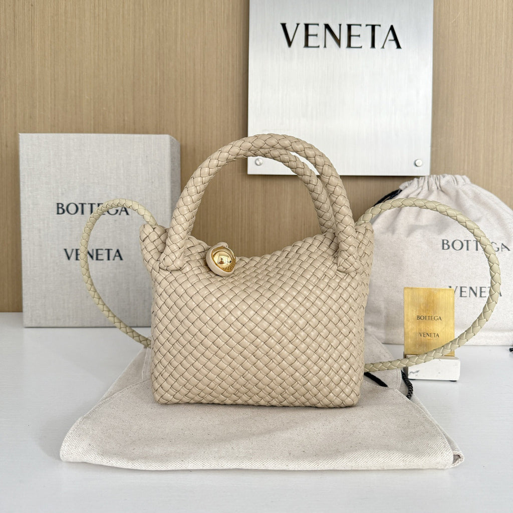 Bottega Veneta Tosca Women's Detachable Shoulder Strap Solid Color Woven Handbag Shoulder Bag Crossbody Bags #77324