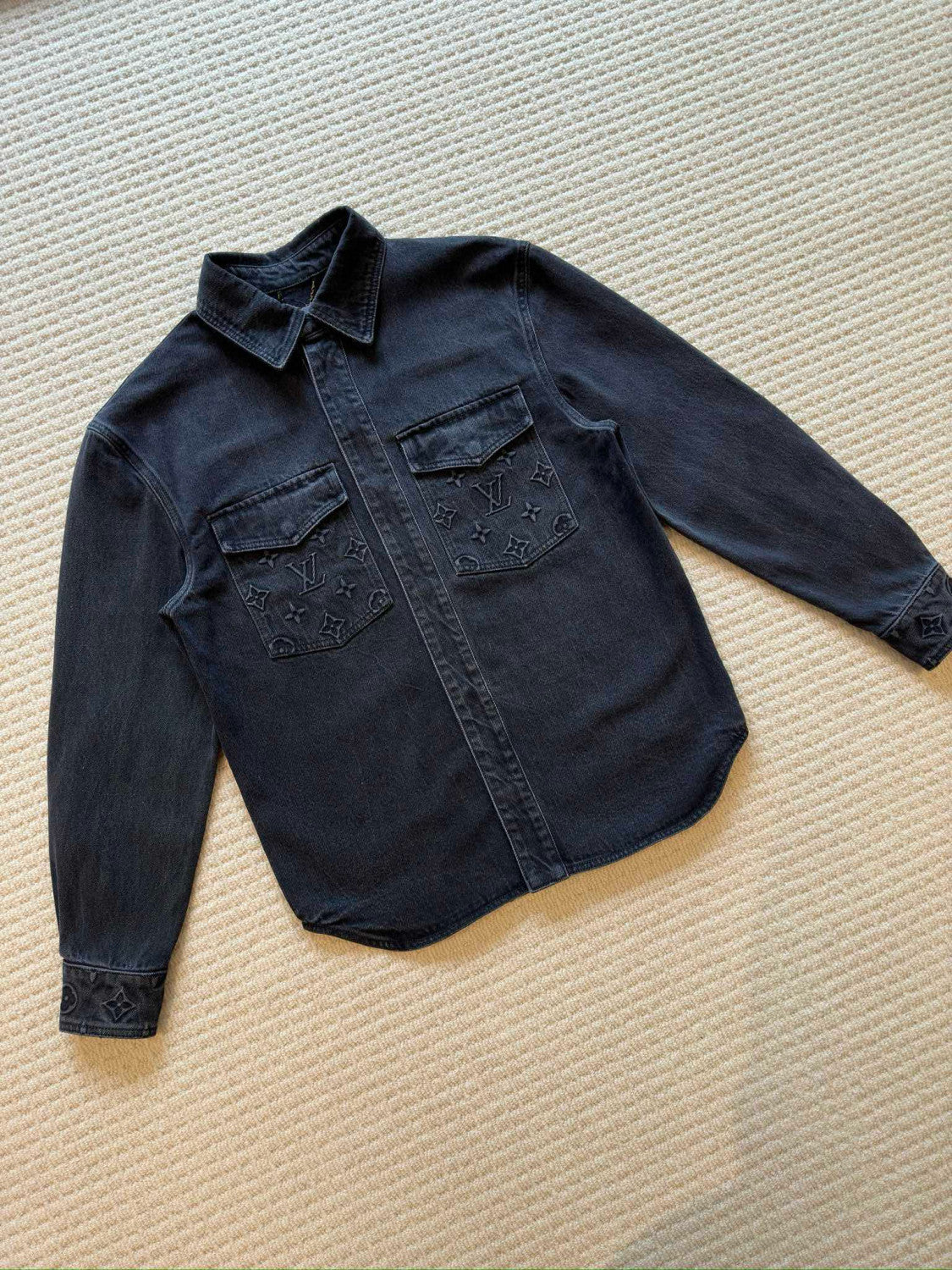 Louis Vuitton Men's Spring/autumn Fashion Casual Lapel Single Breasted Embossed Washed Denim Jacket #78387
