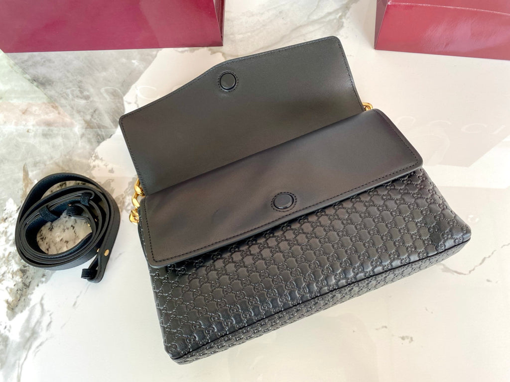 Gucci Medium shoulder bag with chain in black GG leather #336824