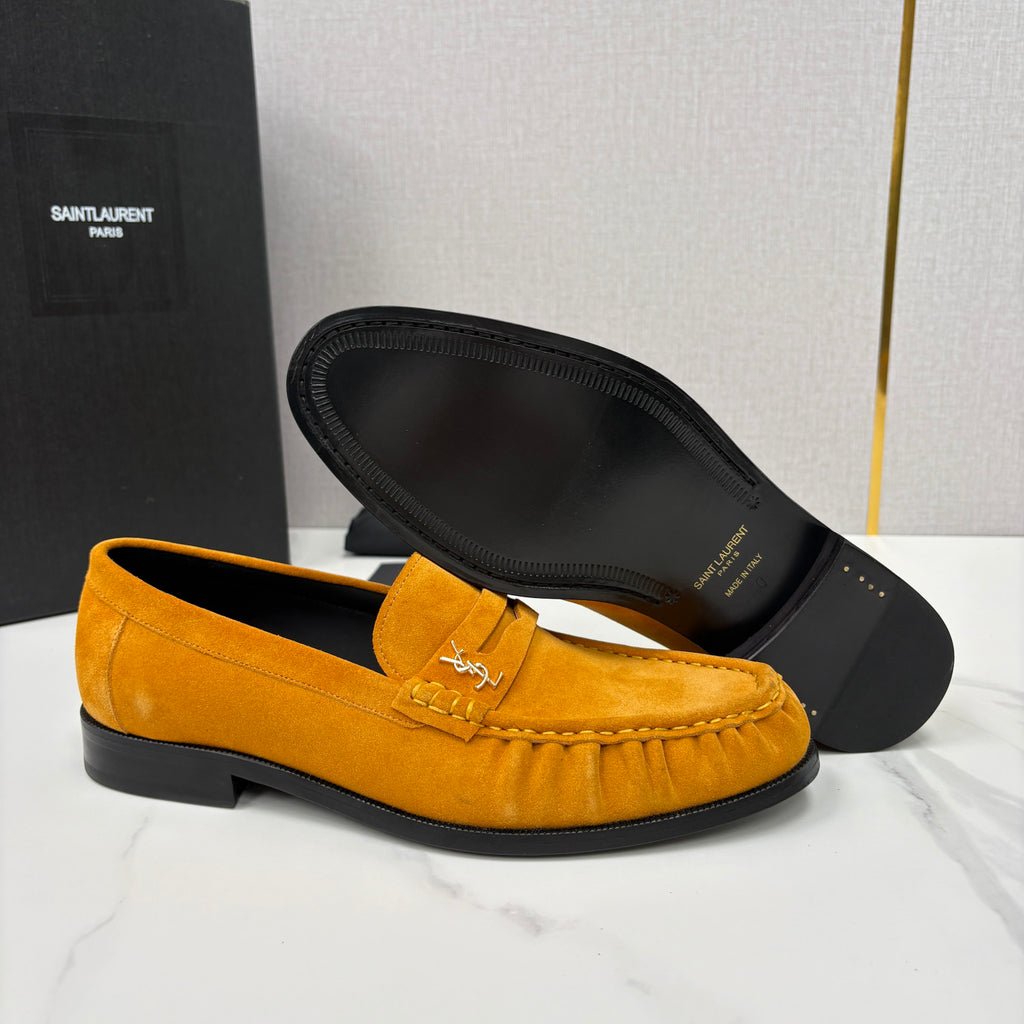 Saint Laurent LE LOAFER Supple in Suede in Brown #383805