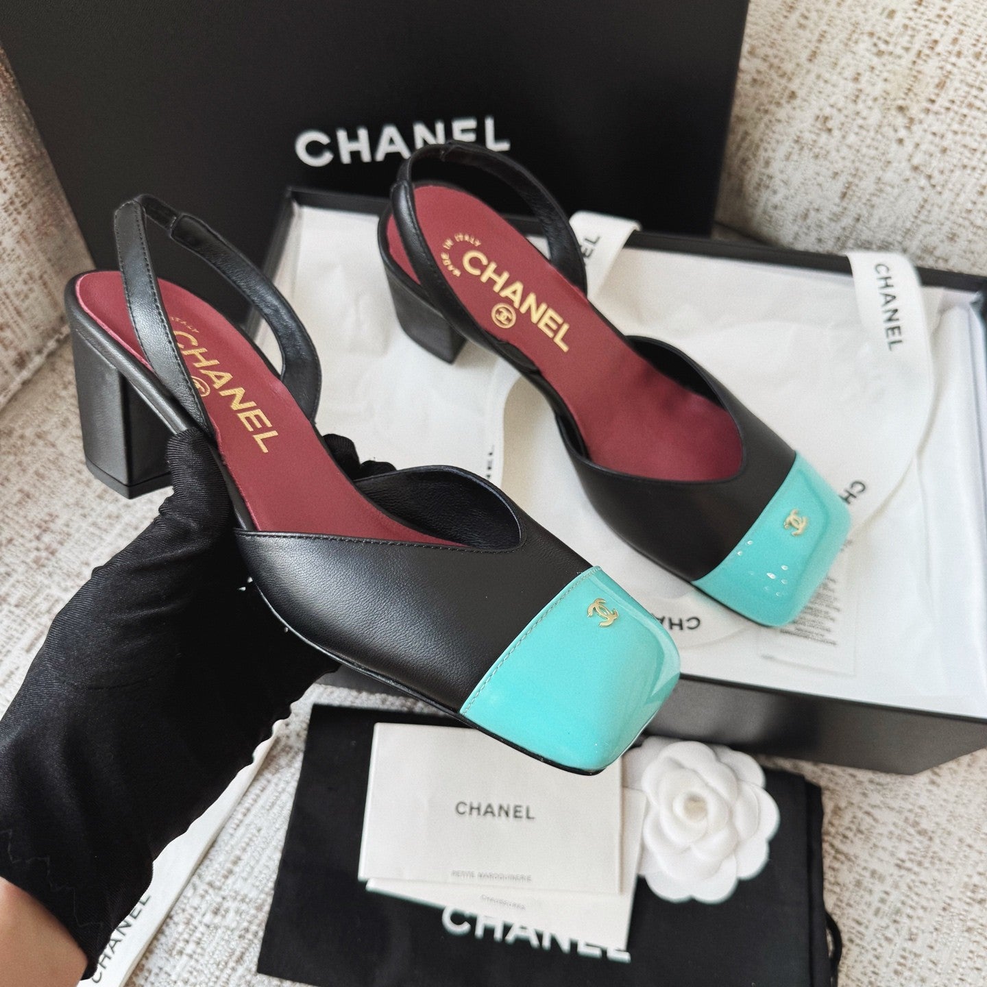CHANEL Pumps Lambskin Patent Calfskin Black Green 6.5 CM #380111
