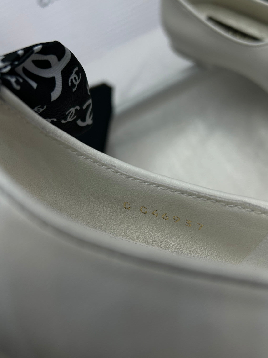 Chanel Mary Janes Lambskin Silk Grosgrain White Black #334248