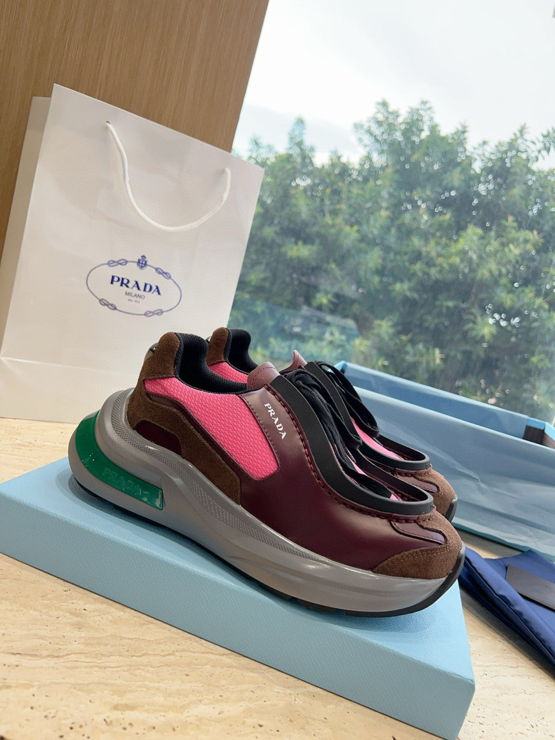 Prada Men's And Women's Two-tone Fabric And Leather Round-toe Fashionable Low-top Lace-up Sneakers Shoes #77222