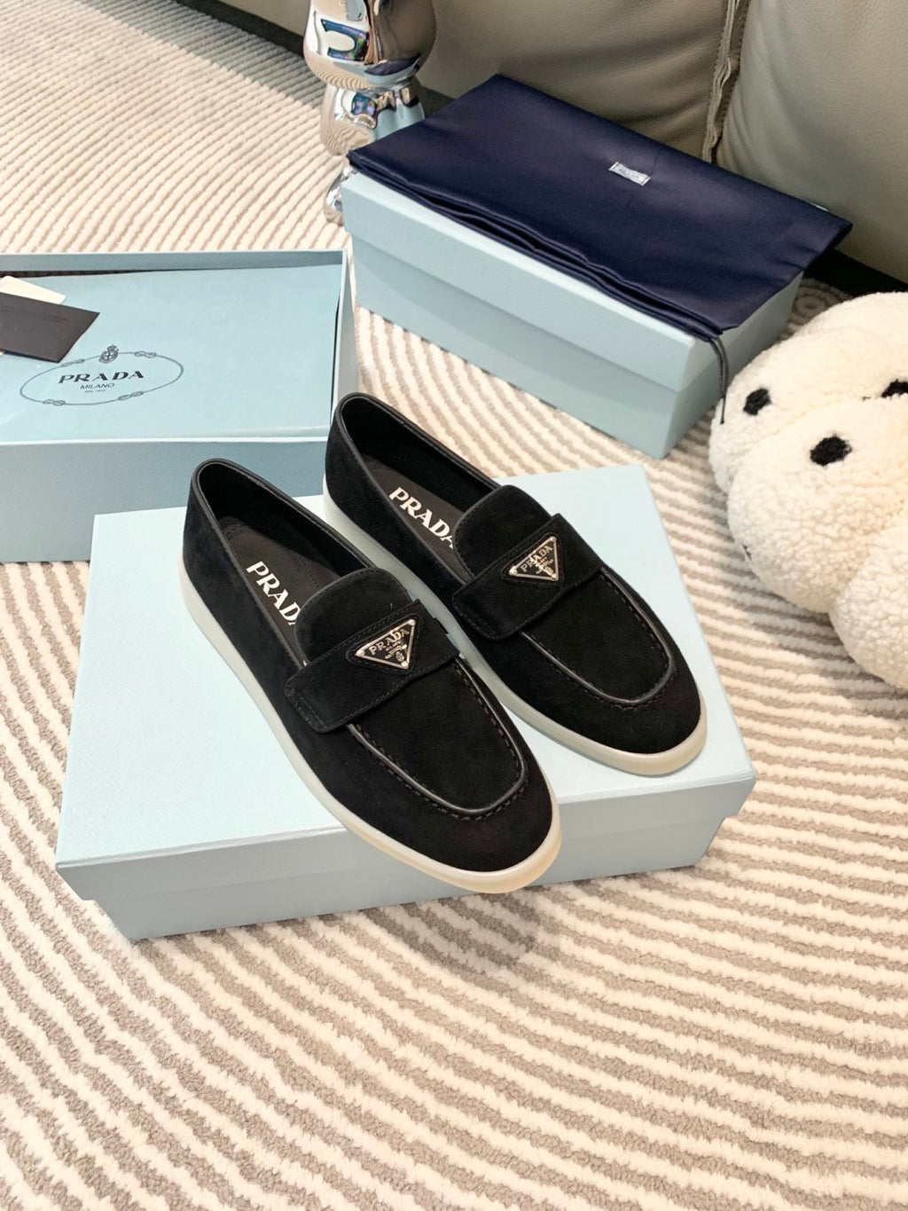 Prada Men's And Women's Spring/Summer Solid Color Fashionable Casual Round Toe Slip On Loafers In Cow Suede With Triangular Logo Shoes #78267