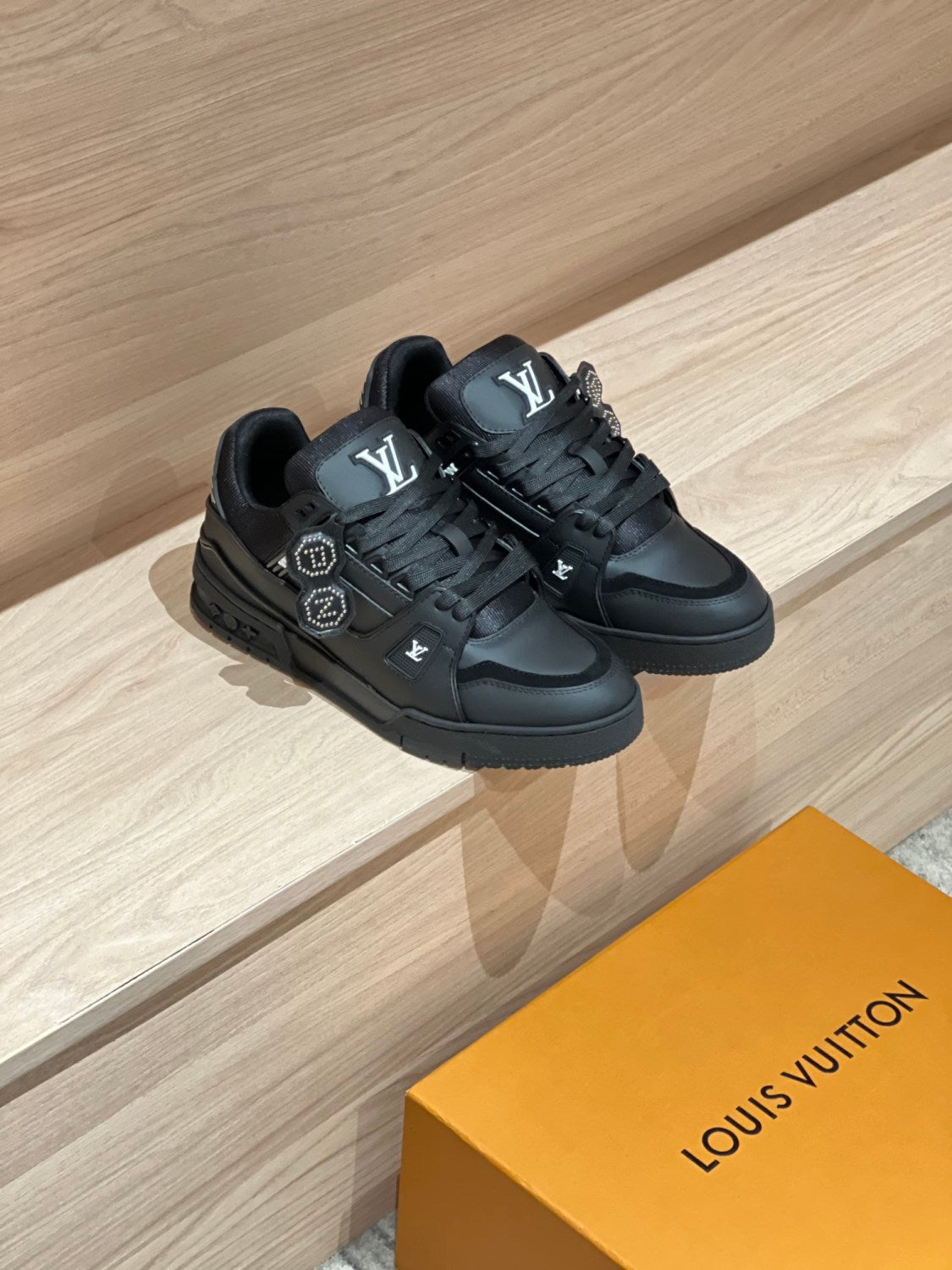 Louis Vuitton LV TRAINER Men's And Women's Classic Fashion Casual Cowhide Round Toe Lace Up Low Top Sneakers Shoes #78219