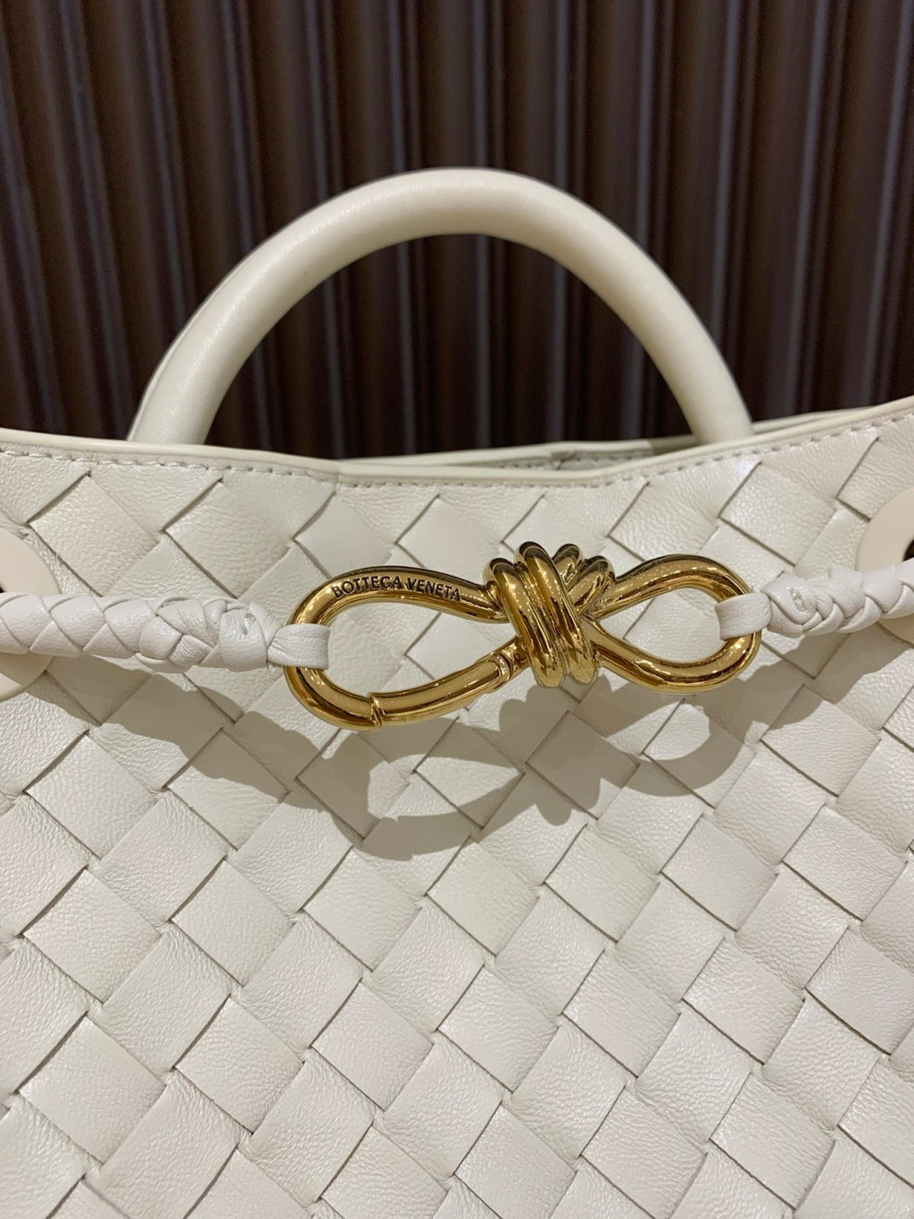 Bottega Veneta Andiamo Small Handbag Sea Salt White Crossbody Bag Woven Magnetic Clasp Tote Shoulder Bag Bags 743568VCPP12272 #196893