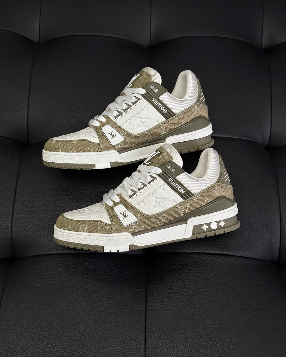 Louis Vuitton Men's LV Trainer Sneakers Four Seasons Retro Colorblocking Grained Cowhide Leather Mesh Round Toe Lace-Up Low Casual Shoes #81323