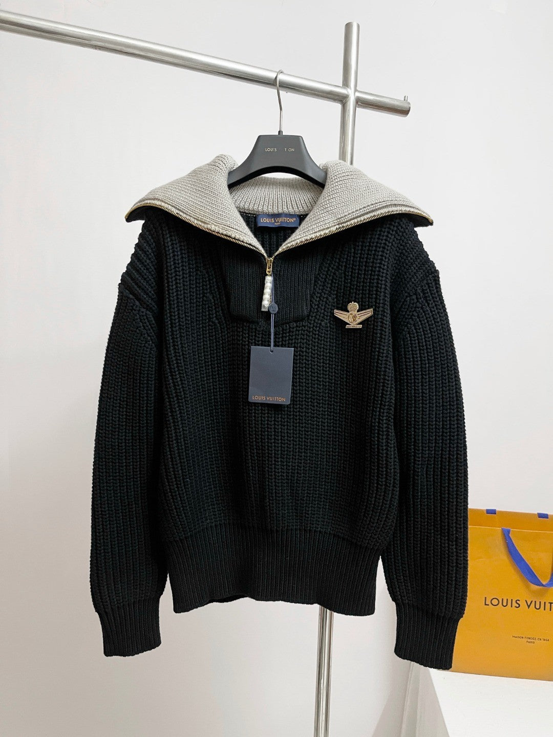 Louis Vuitton Men's And Women's Fall/Winter Fashion Casual Collared Half Zip Pullover Sweater Sheep Wool Blend Cable Knit Sweater #78898