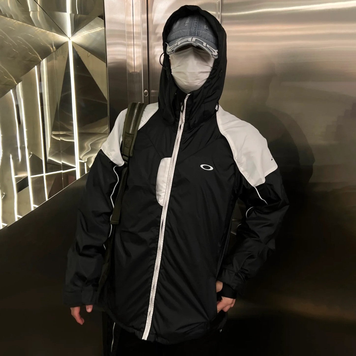 Oakley Men's And Women's 2-in-1 Windproof And Waterproof Suit Outdoor Hooded Jacket #97897